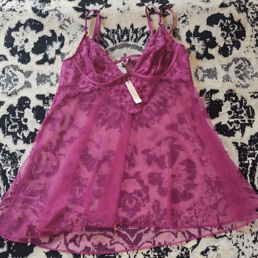 Victoria's Secret Lingerie Top Size Medium